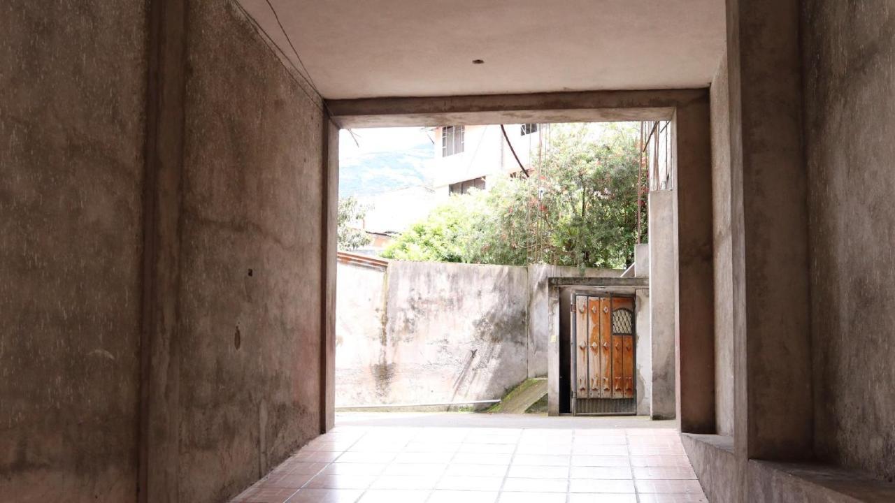 Hostal Casa Montoya Banos  Exterior photo